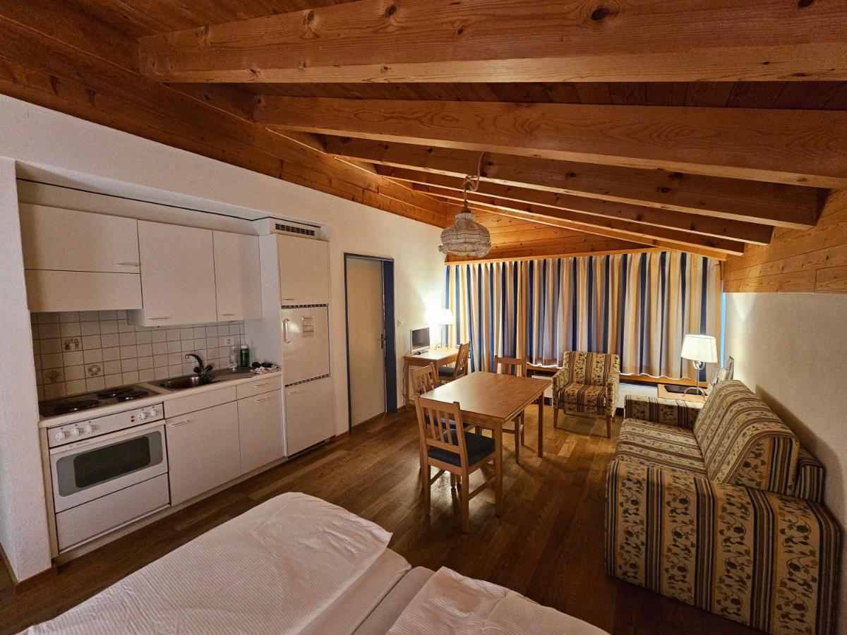 Aparthotel Muchetta Wiesen Eksteriør billede