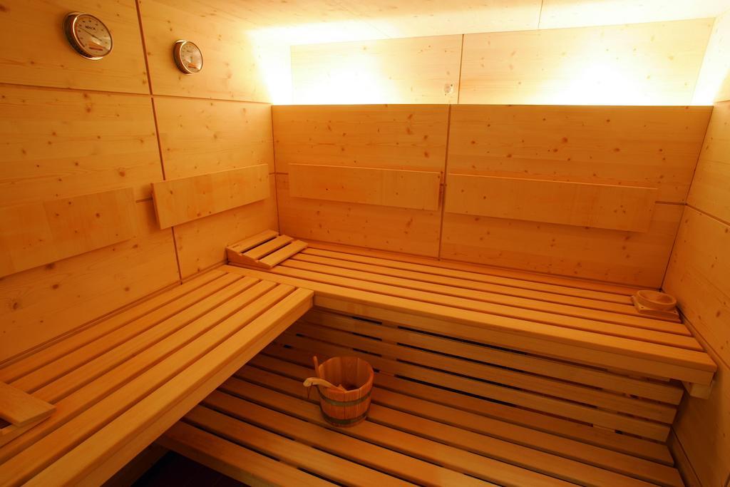 Aparthotel Muchetta Wiesen Eksteriør billede
